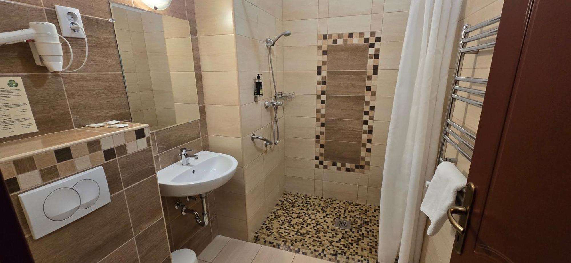 Diana Club Hotel Budapest Room photo