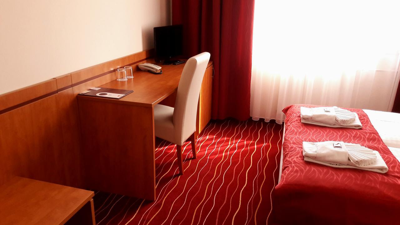 Diana Club Hotel Budapest Exterior photo