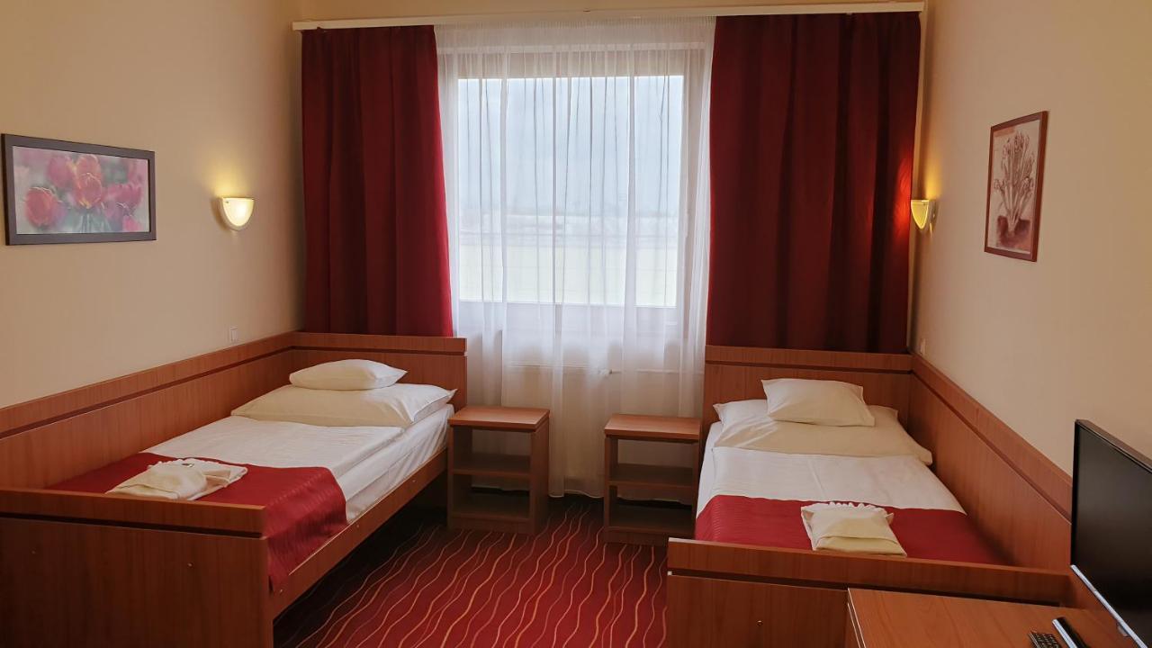 Diana Club Hotel Budapest Exterior photo