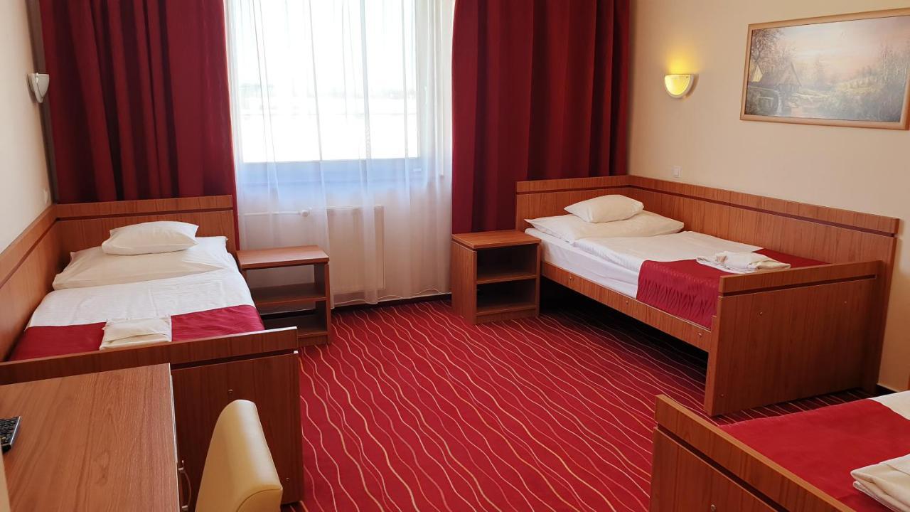Diana Club Hotel Budapest Exterior photo